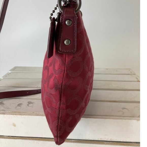 COACH 43107 SMALL WINE SIGNATURE PRINT CANVAS CROSSBODY BAG - Picture 6 of 15